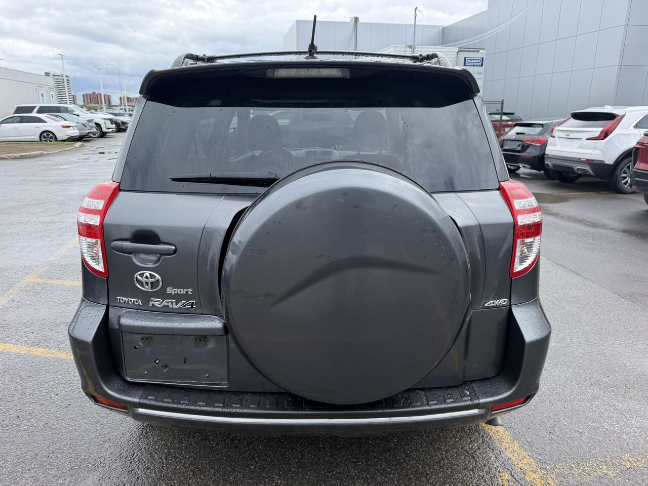 Toyota RAV4 SPORT **IMPECCABLE** 2010 Gris Laval - photo #9
