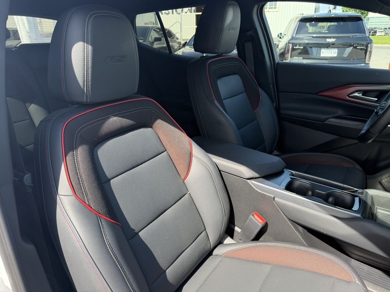 Chevrolet Equinox EV 2RS 2024 Blanc Laval - photo #18