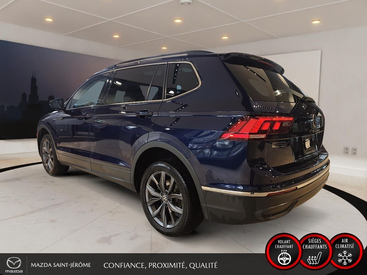 Volkswagen Tiguan CUIR | TOIT PANORAMIQUE | MAGS | AWD | 2022 Bleu Saint-Jérôme - photo #8