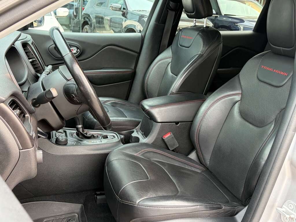 2020 Jeep Cherokee Grey Gatineau - photo #9