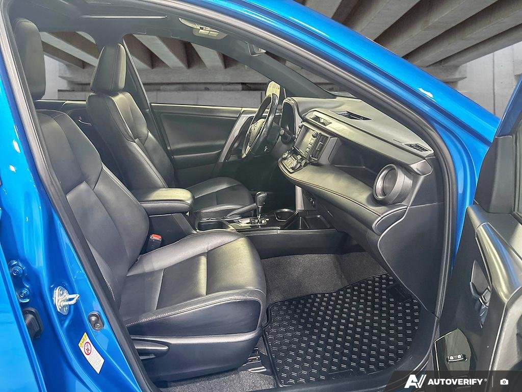 2018 Toyota RAV4 2602013B | Hybrid SE 08X7 ELECTRIC STO Edmonton - photo #21