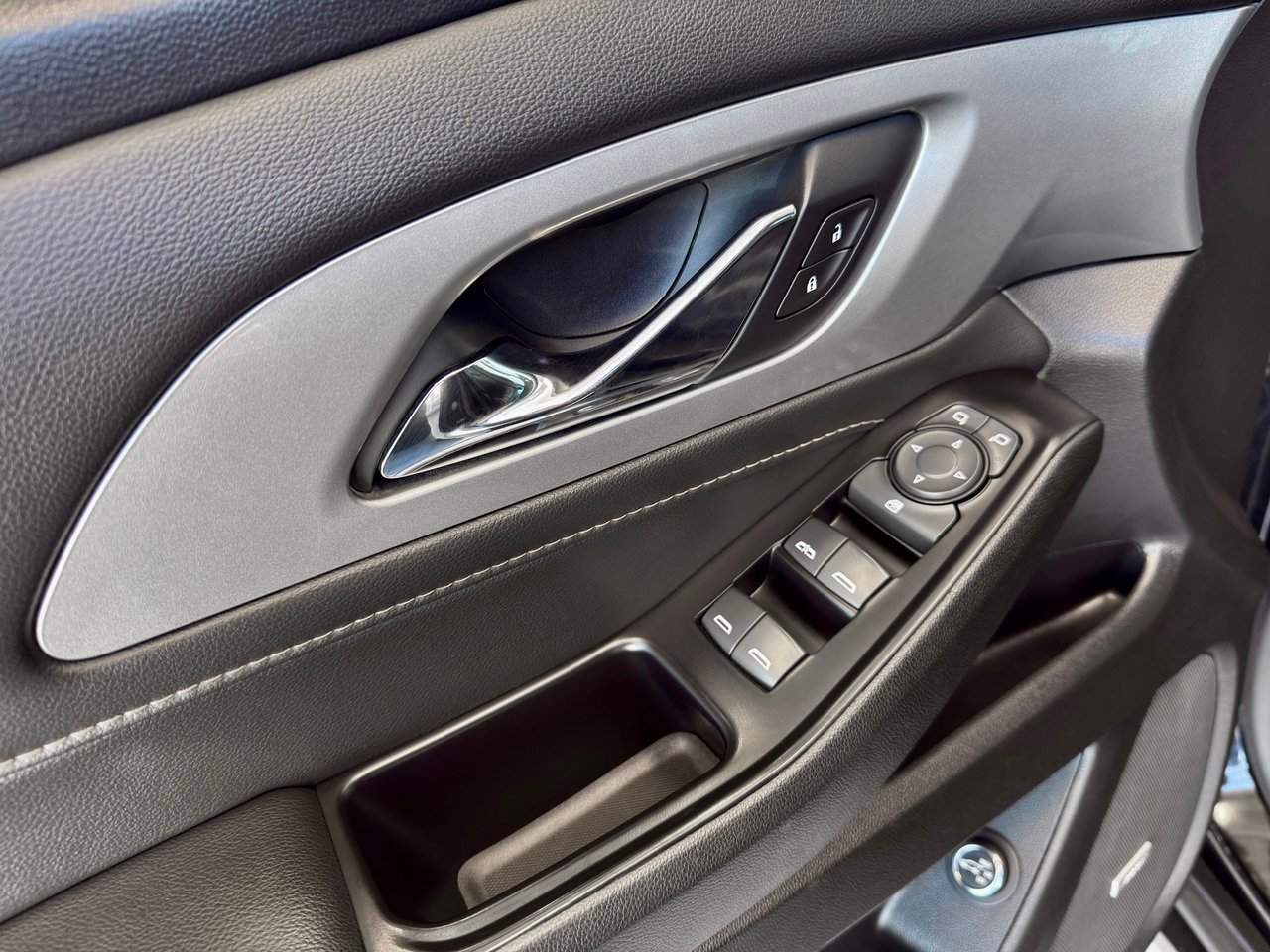 2020 Chevrolet Traverse Notre-Dame-des-Prairies - photo #32