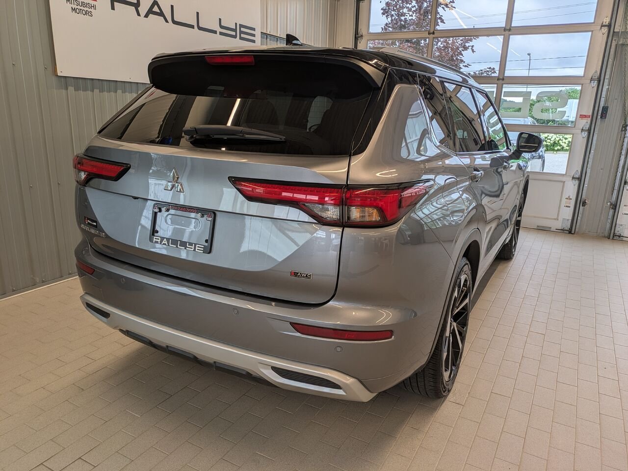 2024 Mitsubishi Outlander Grey Gatineau - photo #20