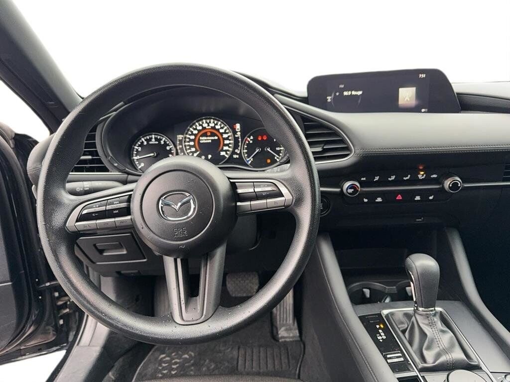 Mazda Mazda3 Sport NIV JM1BPAK73L1166967 2020 Noir Chicoutimi - photo #9