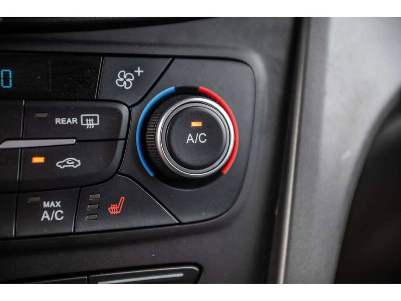 2018 Ford Escape Grey Sainte-Julienne - photo #22