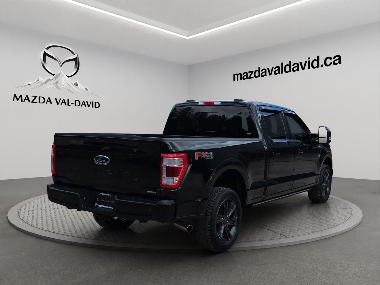 2023 Ford F-150 LARIAT cabine SuperCrew 4RM caisse de 5,5 pi Black Val-David - photo #23