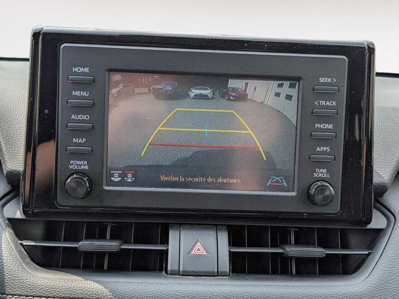 Toyota RAV4 XLE/FWD/SIÈGES CHAUFFANTS/VOLANT CHAUFFANT/BLUETOOTH/AC BIZONE/TOIT OUVRANT 2021 Bleu Sherbrooke - photo #12