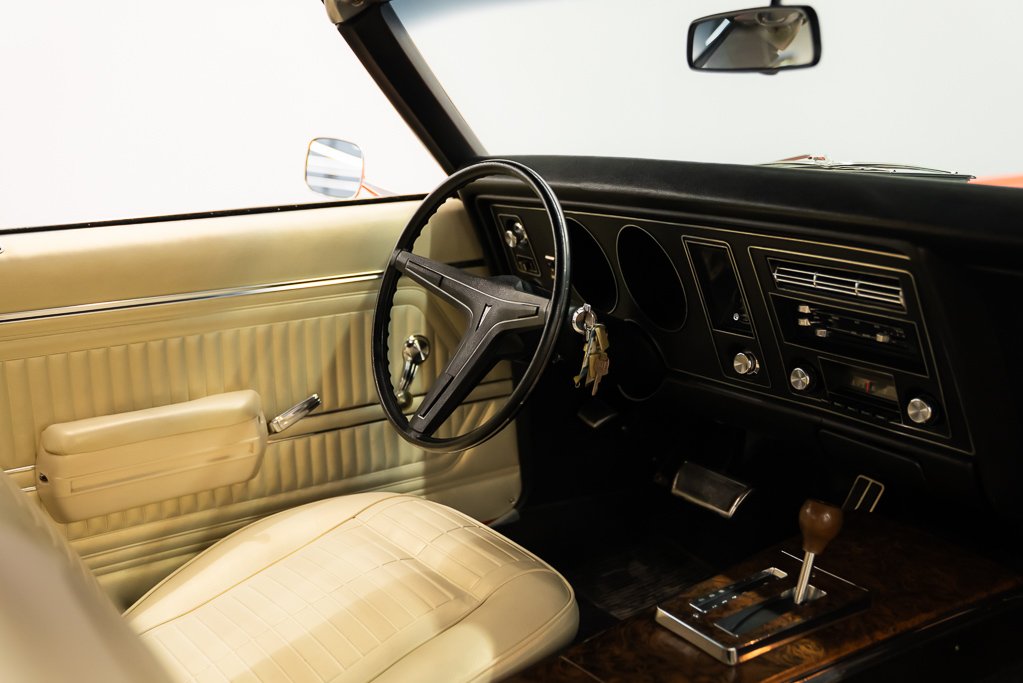 1969 Pontiac Firebird Orange Montreal - photo #8