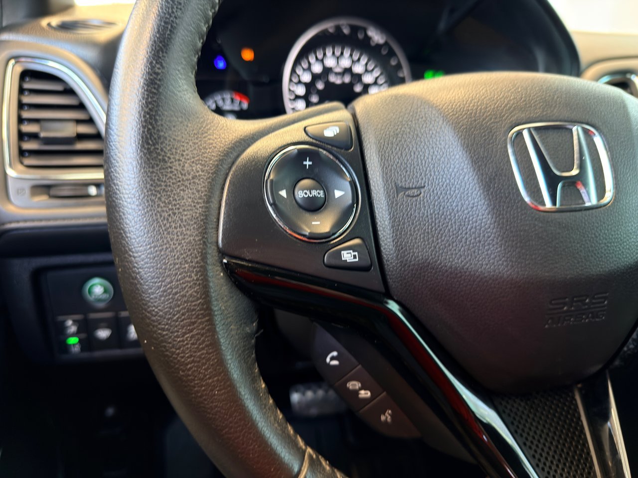 Honda HR-V 2021 Noir Notre-Dame-des-Prairies - photo #29