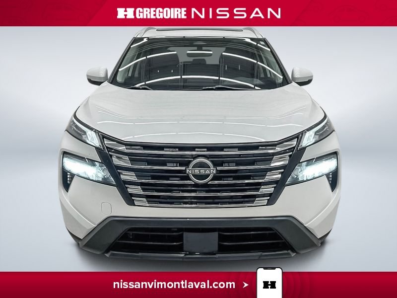 Nissan Rogue 2024 Blanc Laval - photo #1