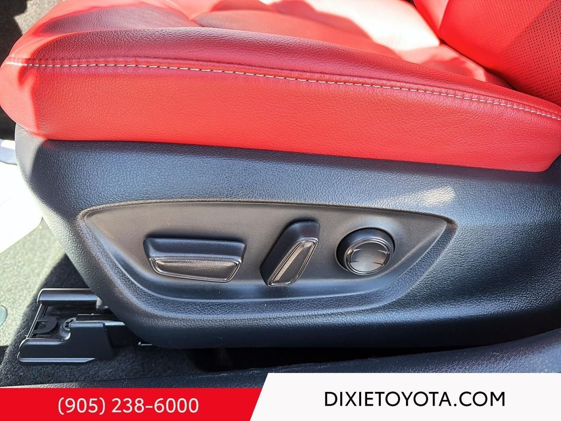 2023 Toyota Camry Power Sunroof, Leather Interior, Heated Seats, Alloy Wheels, Heated Steering Wheel, Bluetooth Celestial Silver Metallic With Black Roof Mississauga - photo #20