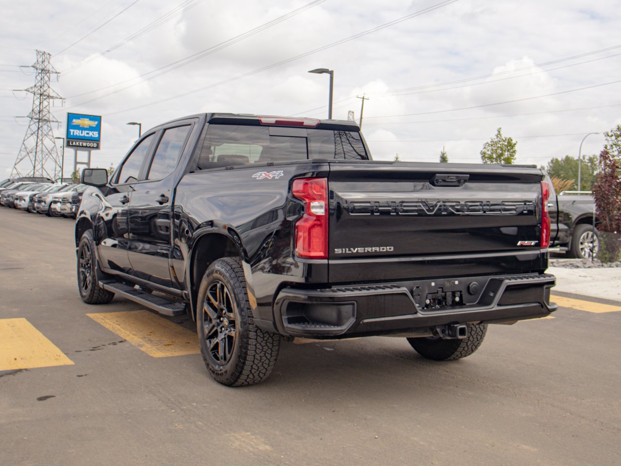 2024 Chevrolet Silverado 1500 4WD Crew Cab 147 RST Black Sherwood Park - photo #7
