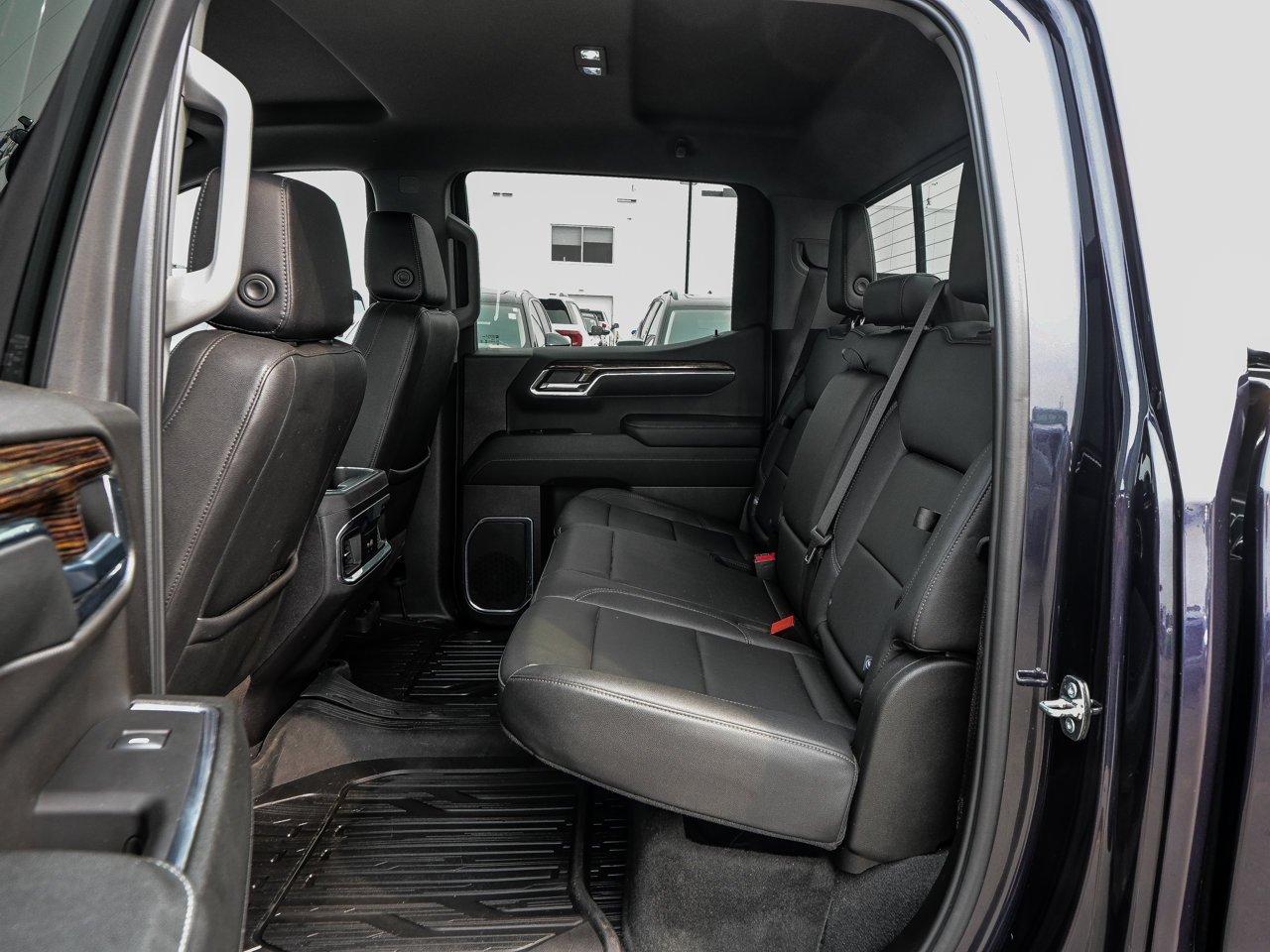 2024 GMC Sierra 1500 4WD Crew Cab 147 Elevation Black Sherwood Park - photo #30