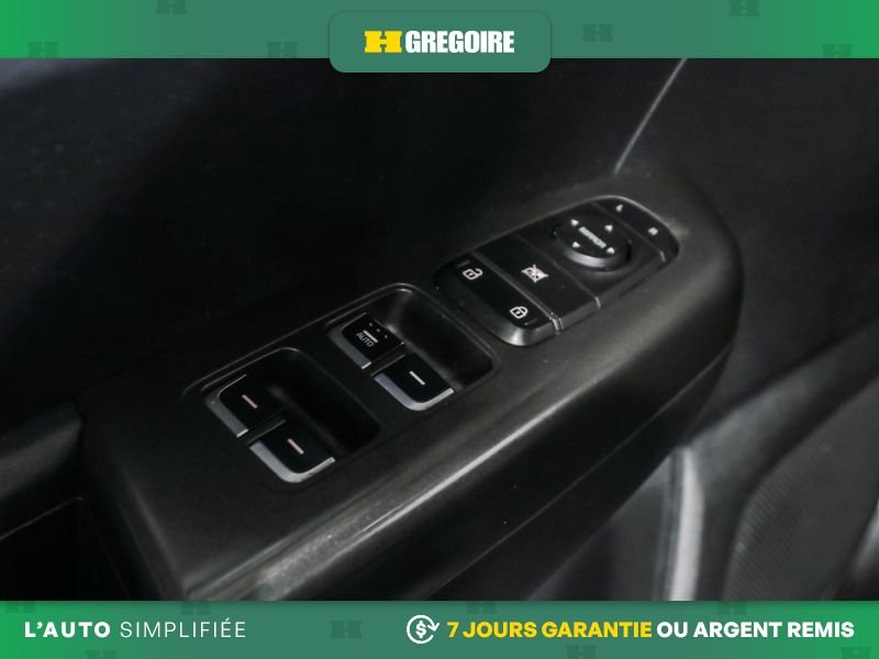 2022 Kia Sportage Black Laval - photo #13