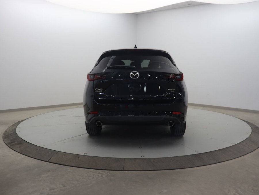 2022 Mazda CX-5 2022 Black
