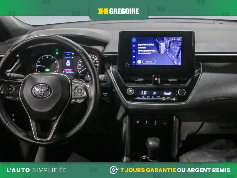 Toyota Corolla 2023 Blanc Blainville - photo #17
