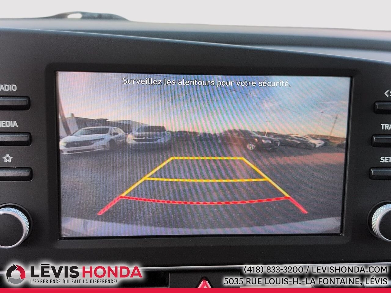 2022 Hyundai Elantra Essential Essential IVT Grey Lévis - photo #29
