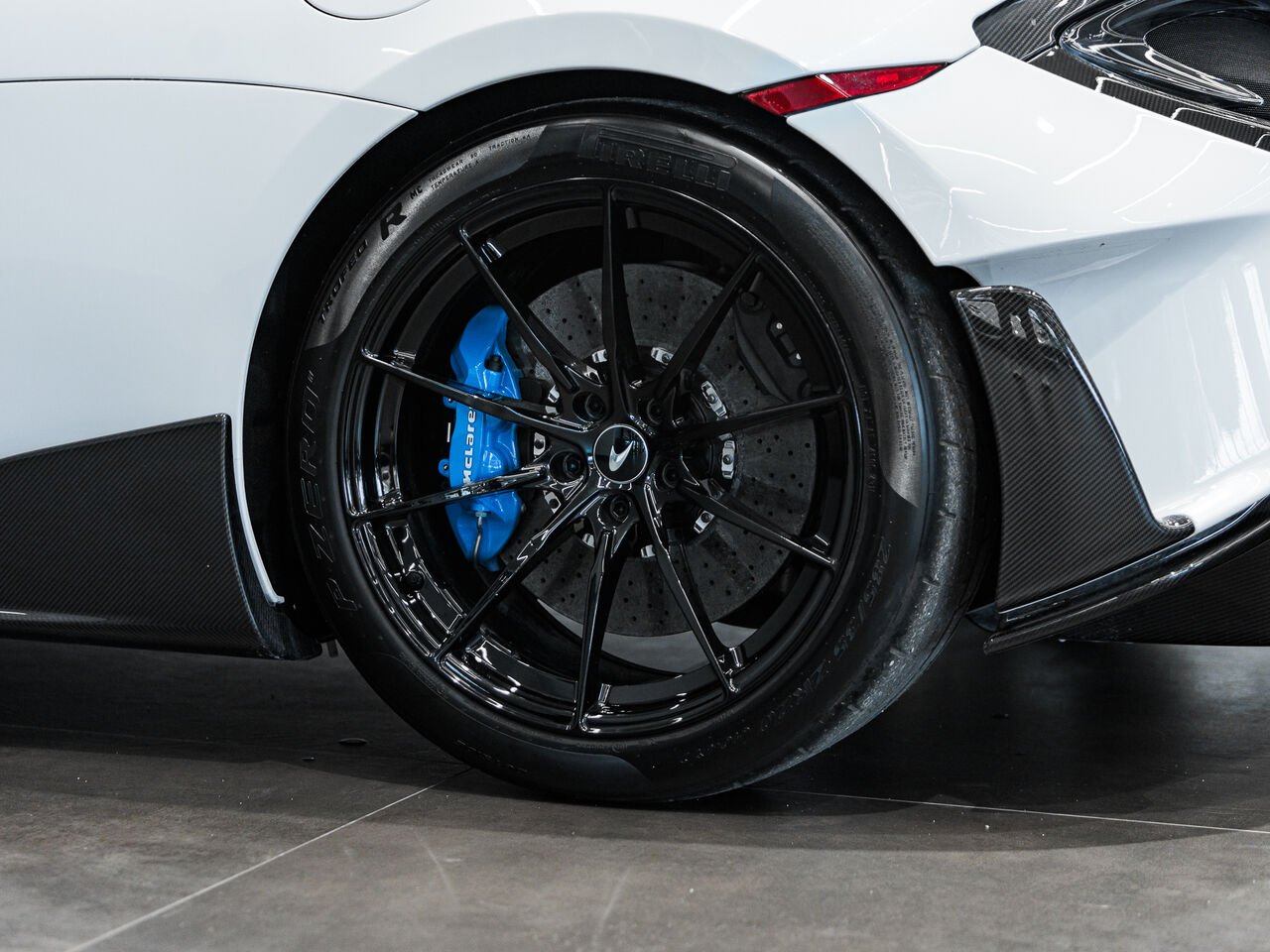McLaren 600LT *NO LUXURY TAX* 2019 Blanc Kirkland - photo #32