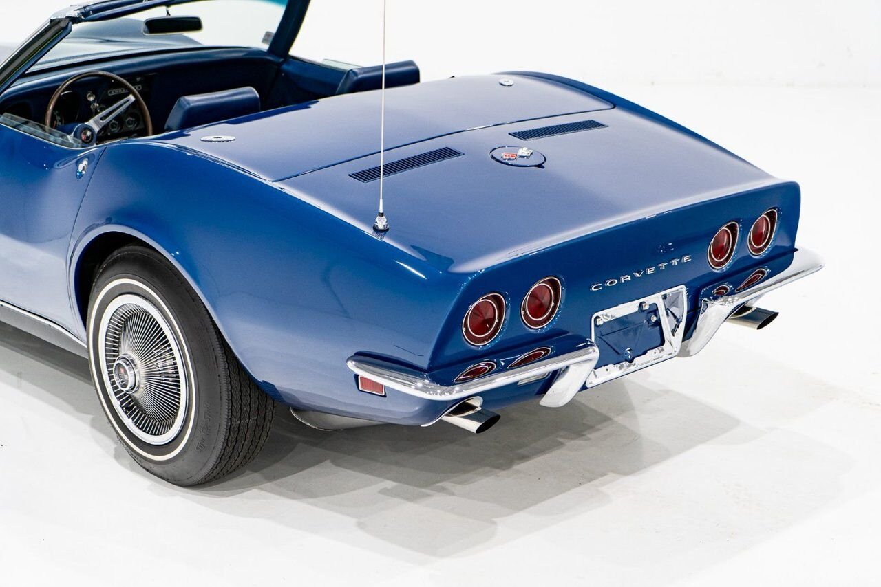 Chevrolet Corvette *PRIX EN USD* Matching numbers Top flight with extensive documentation 1968 Bleu Montréal - photo #37