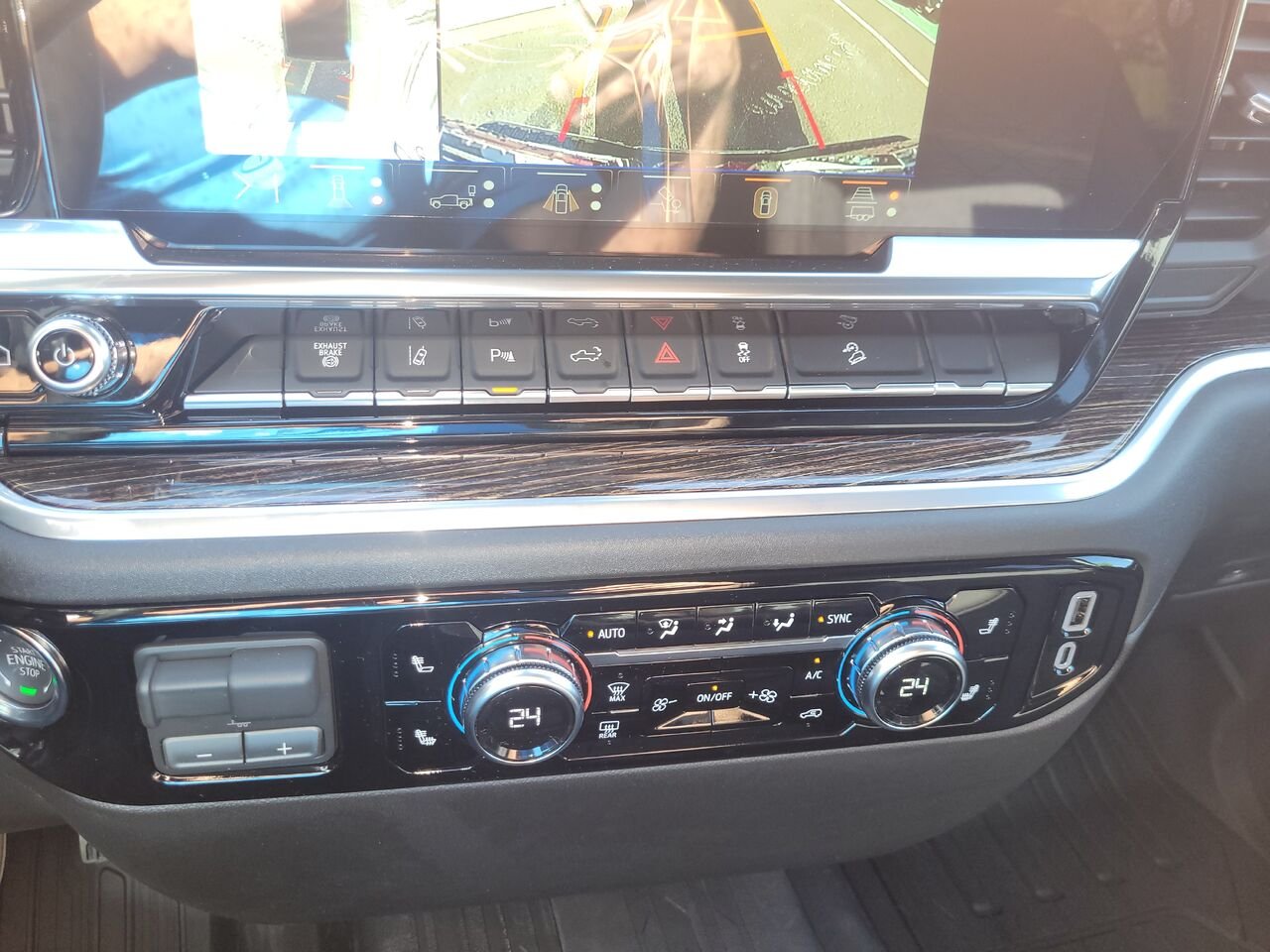 GMC Sierra 2500HD SLE cabine multiplace 4RM 159 po 2026 NOIR ONYX Thetford Mines - photo #10