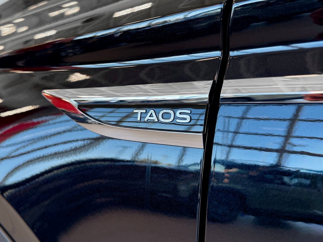 Volkswagen Taos 2024 Noir Notre-Dame-des-Prairies - photo #15
