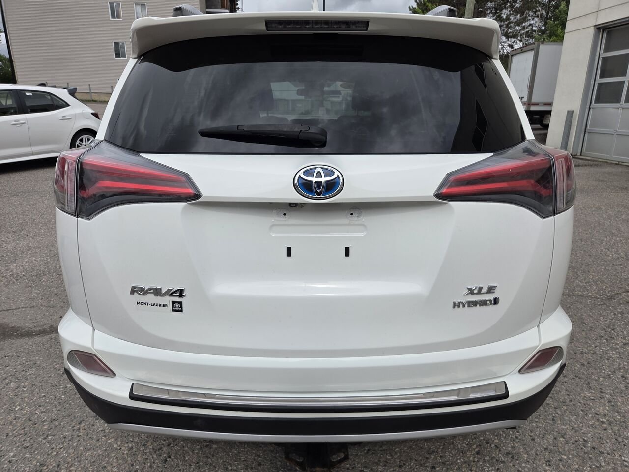 2016 Toyota RAV4 Hybrid White Mont-Laurier - photo #5