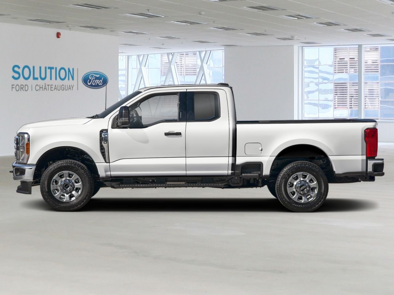 Ford Super Duty F-250 SRW XLT CABINE DOUBLE 4RM CAISSE DE 8 PI 2026 Blanc Oxford Châteauguay - photo #1