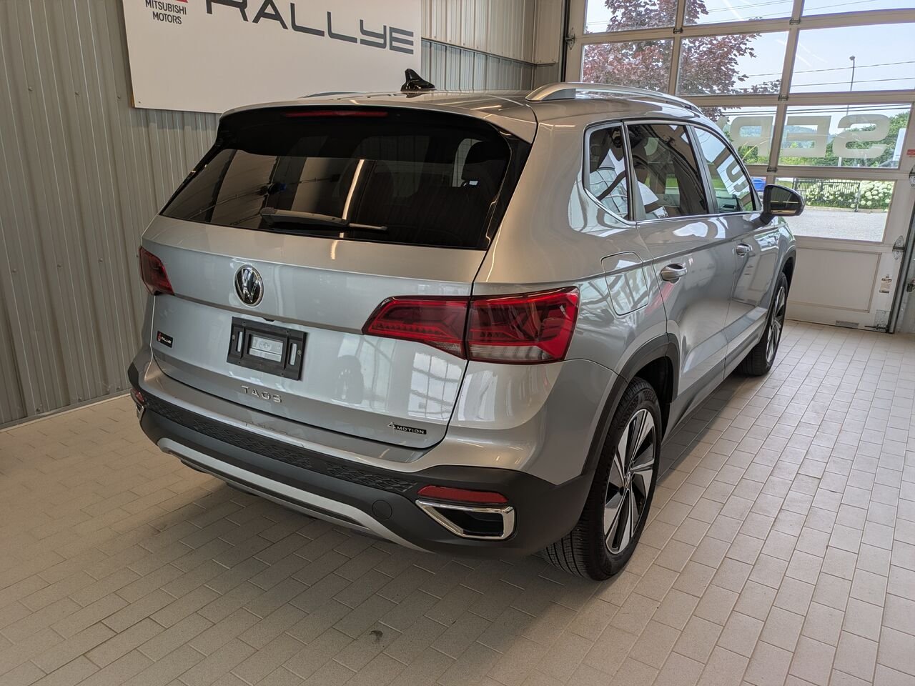 2024 Volkswagen Taos Grey Gatineau - photo #19