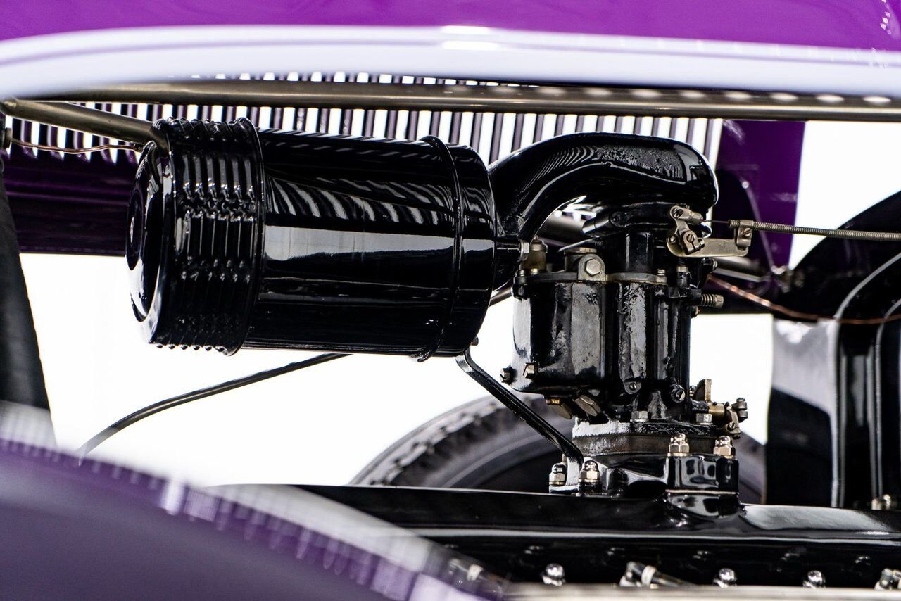 1933 Lincoln KB Victoria Coupe One Of 18 Built, And The Only Known Surviving **PRICE IN USD** Purple Montreal - photo #18