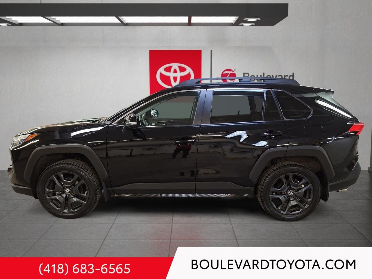 Toyota RAV4 97734B-130 | ADVENTURE 2024 Noir minuit métallisé Québec - photo #5