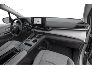 Toyota Sienna LE