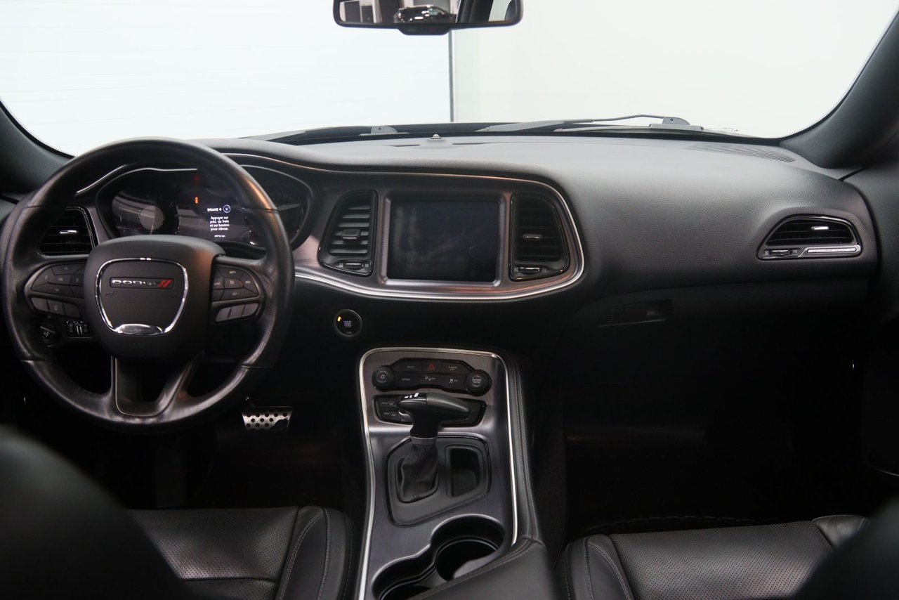 2018 Dodge Challenger VIN 2C3CDZAG5JH296846 Grey Baie-Comeau - photo #8