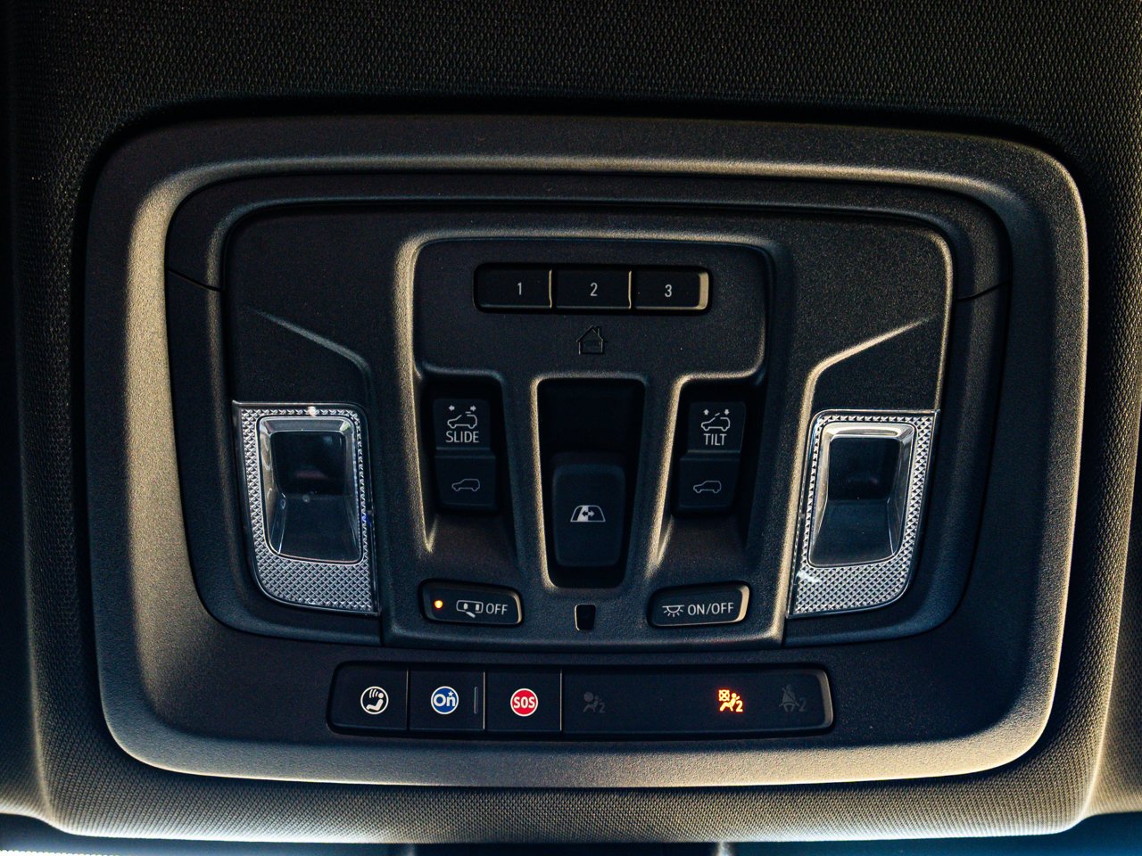 2023 Chevrolet Silverado 3500HD 4WD Crew Cab 159 High Country Black Sherwood Park - photo #29