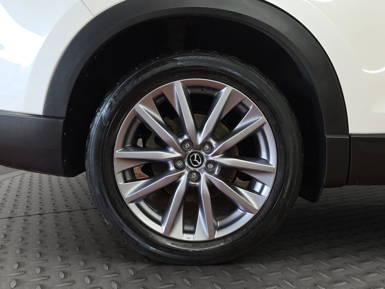 Mazda CX-9 2023 Blanc Val-David - photo #27