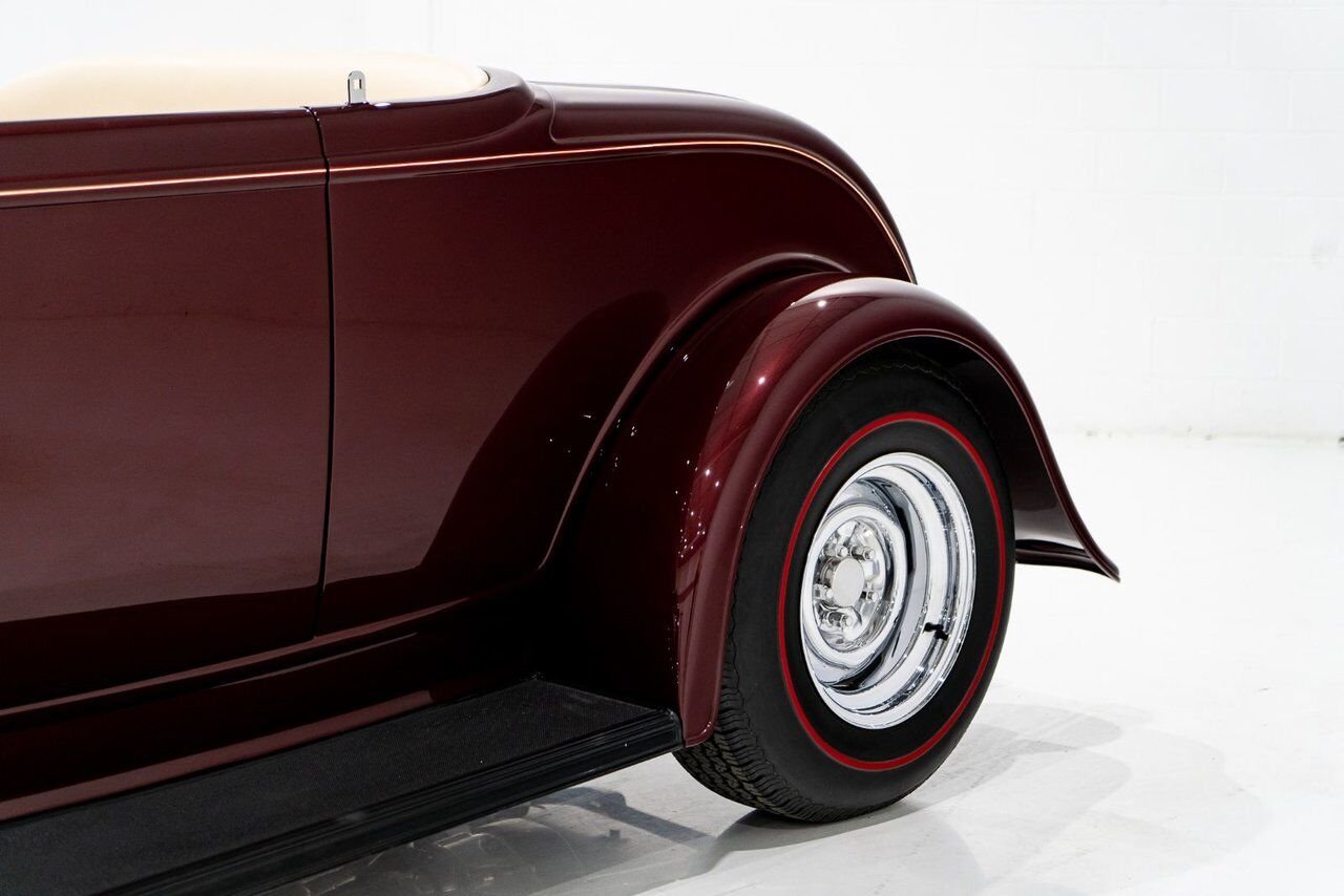 1932 Ford Highboy Lobeck creation spectacular presentation **PRICE IN USD** Red Montreal - photo #35