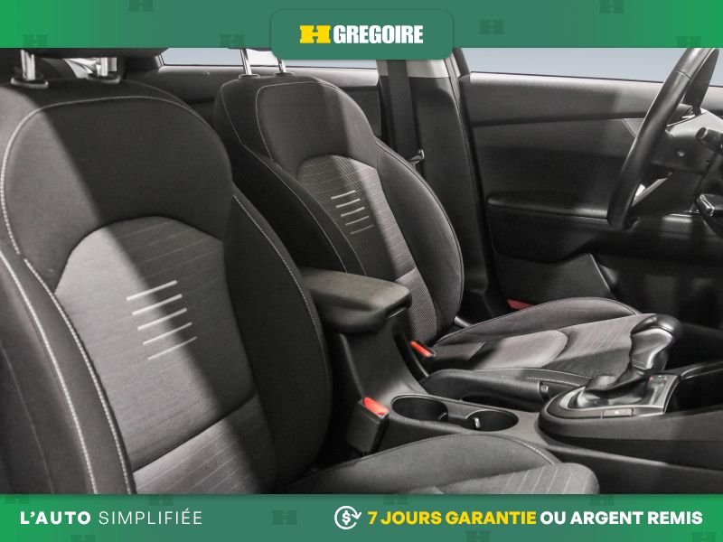 2019 Kia Forte Grey Laval - photo #29