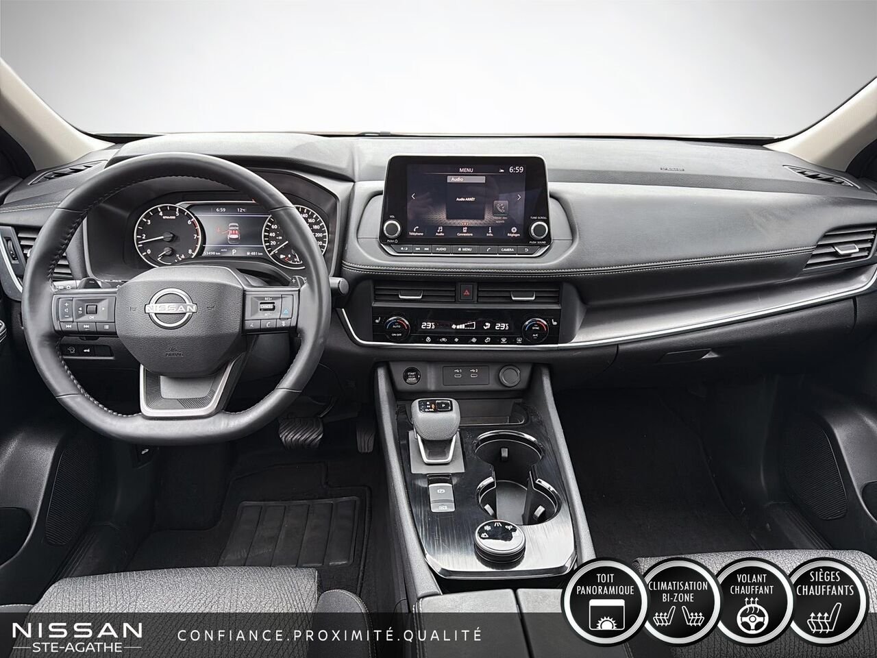 Nissan Rogue SV | 53 412 KM | TOIT PANORAMIQUE | AWD | CARPLAY 2025 Blanc Saint-Jérôme - photo #9