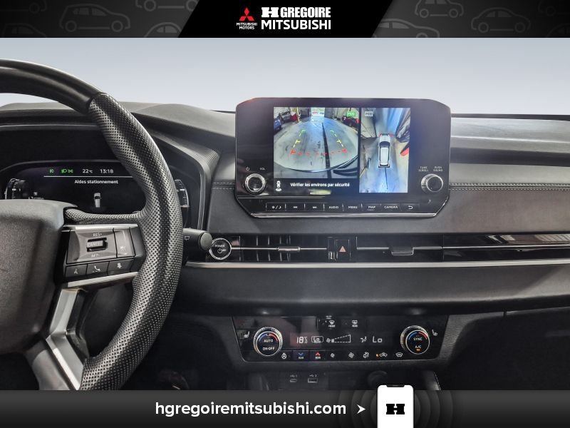 2023 Mitsubishi Outlander Plug-In Hybrid Black Laval - photo #26