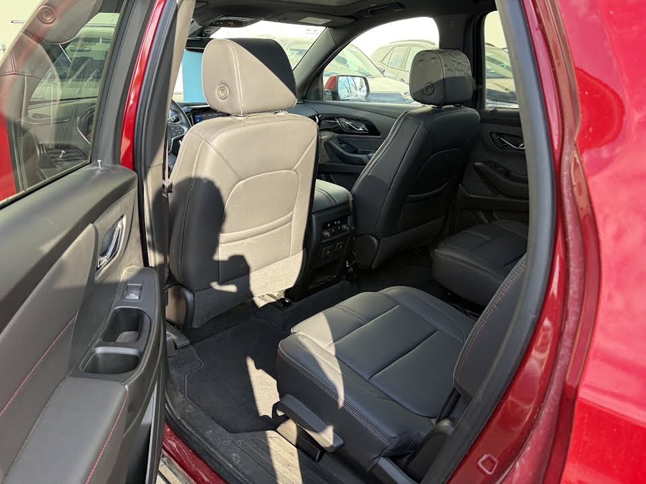 2024 Chevrolet Traverse Limited AWD 4dr RS Red Sherwood Park - photo #5