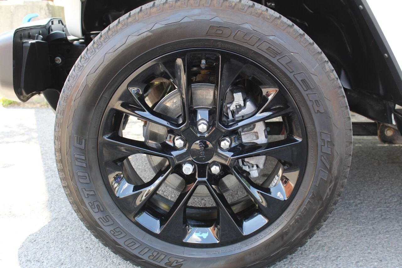 2022 Jeep Wrangler 4xe VIN: 1C4JJXP6XNW107114 White Sainte-Rose - photo #22