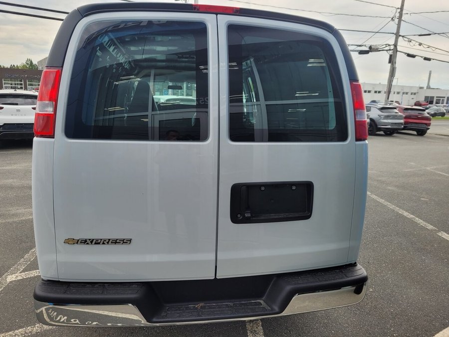 2025 Chevrolet Express Cargo Van 2025 SUMMIT WHITE