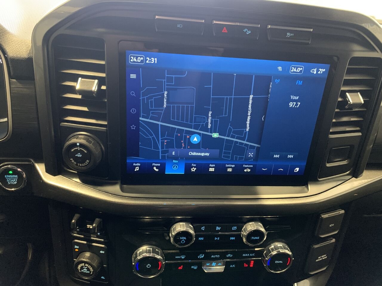 2023 Ford F-150 SUPERCREW XLT SPORT White Châteauguay - photo #31