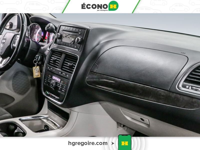 2018 Dodge GR Caravan White Laval - photo #24