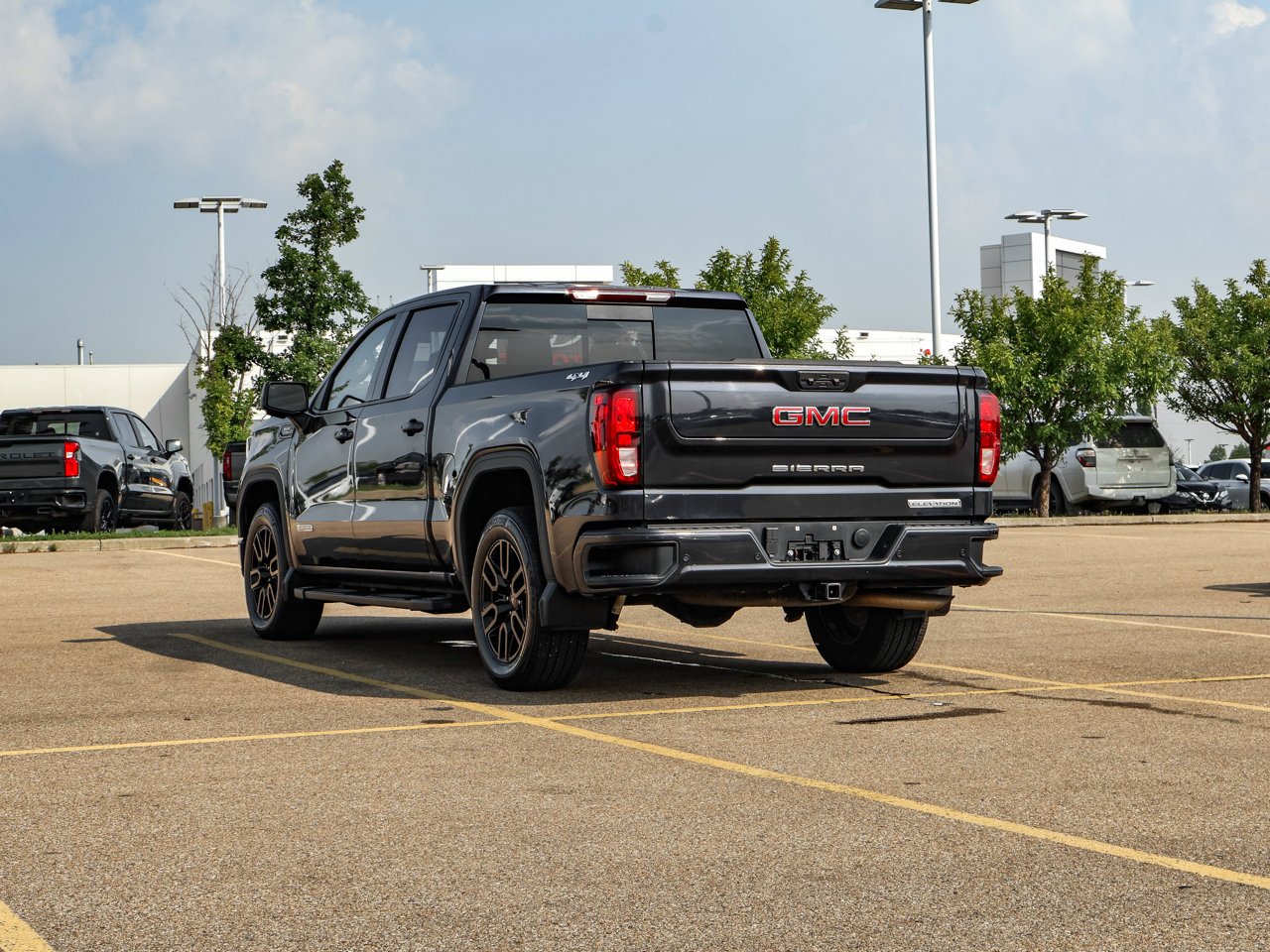 2025 GMC Sierra 1500 4WD Crew Cab 147 Elevation Grey Sherwood Park - photo #5