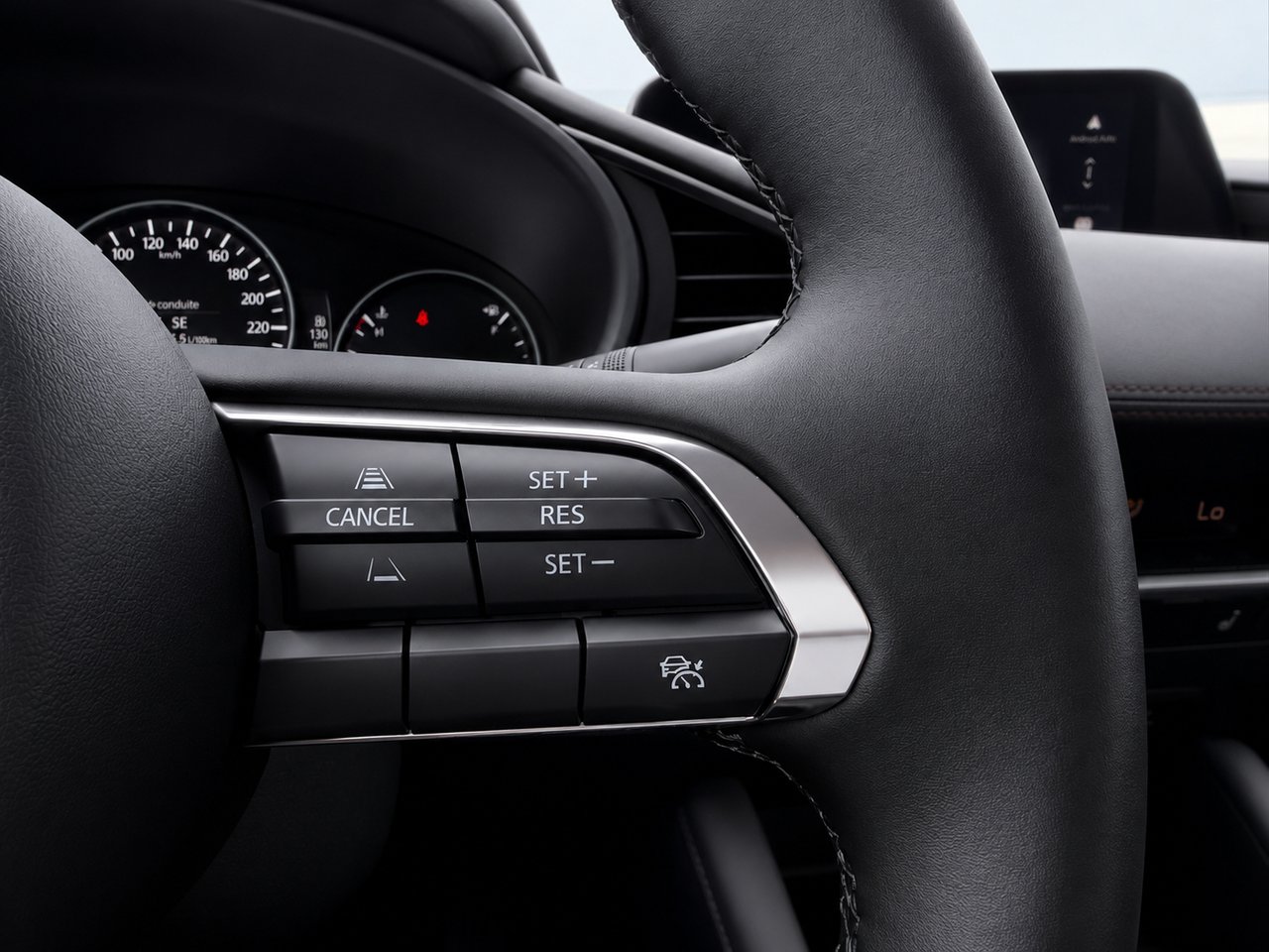 2024 Mazda Mazda3 GS Red Châteauguay - photo #15