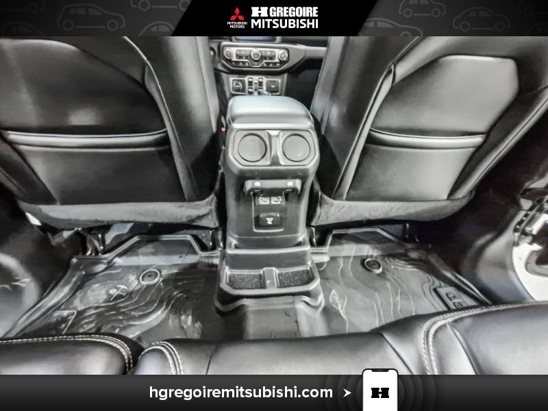 2020 Jeep Wrangler Unlimited Black Saint-Eustache - photo #25