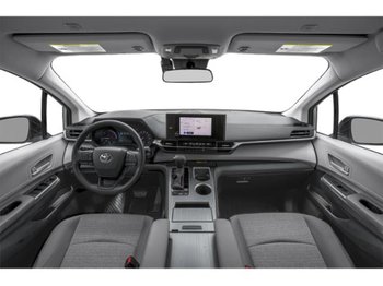 Toyota Sienna LE