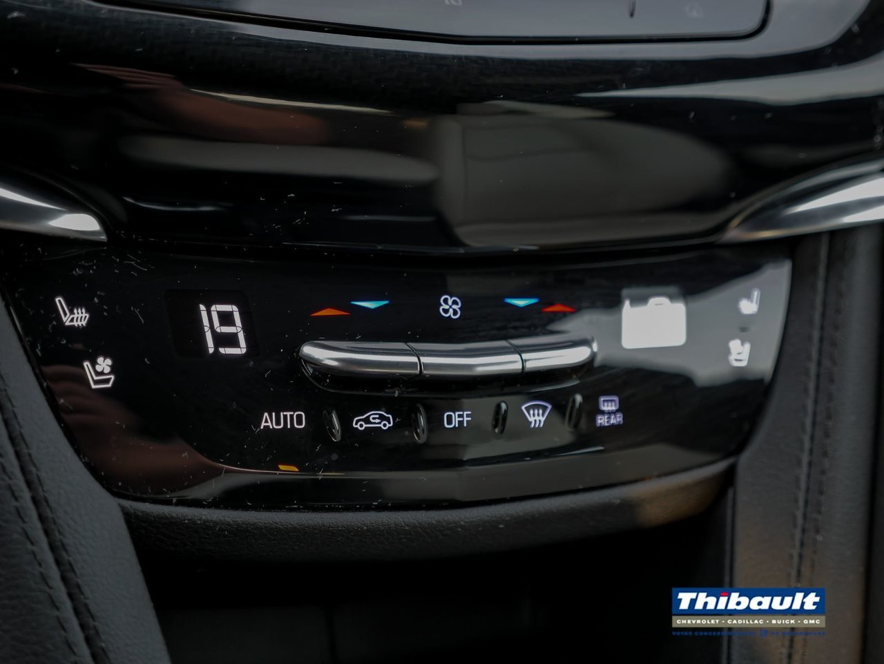Cadillac XT6 2021 Cadillac XT6 Sport AWD --27,040 km ---- 2021 NOIR STELLAIRE METALLISE Saint-Eustache - photo #22