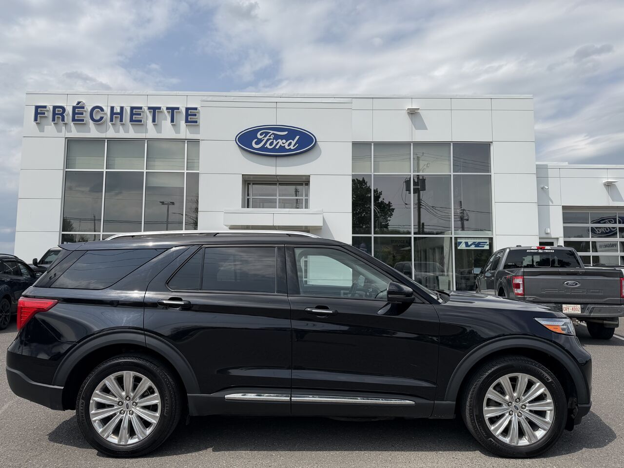 2022 Ford Explorer