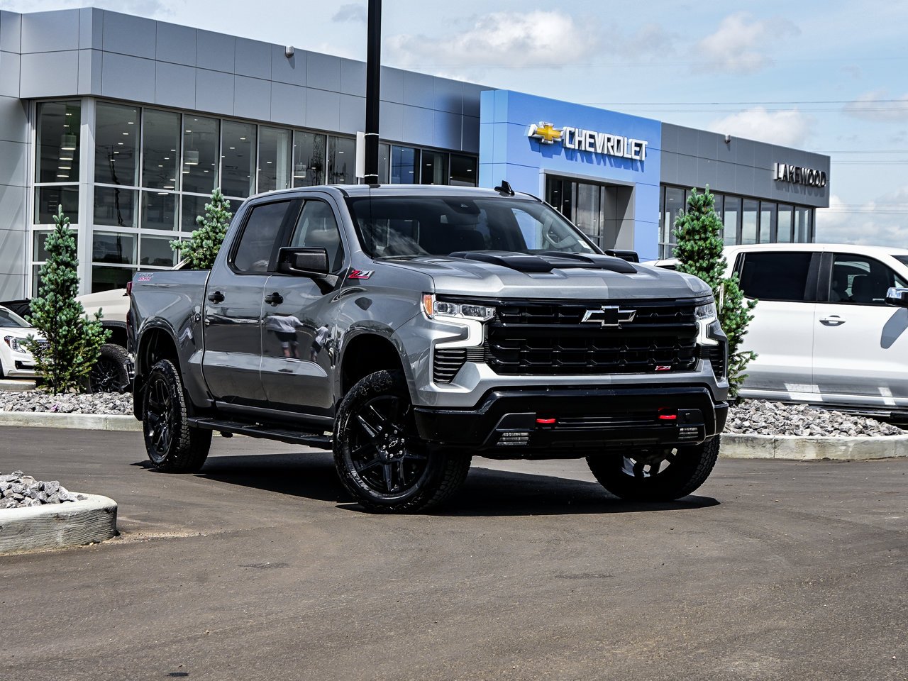 2026 Chevrolet Silverado 1500 4WD Crew Cab 147 LT Trail Boss Grey Sherwood Park - photo #1